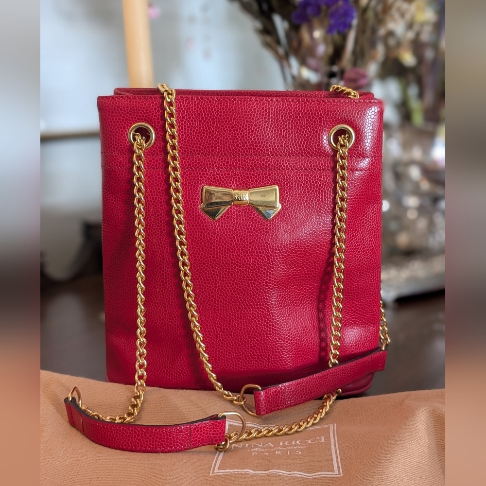 Nina Ricci Paris calf Skin Leather‎ Bag with Gold Chain